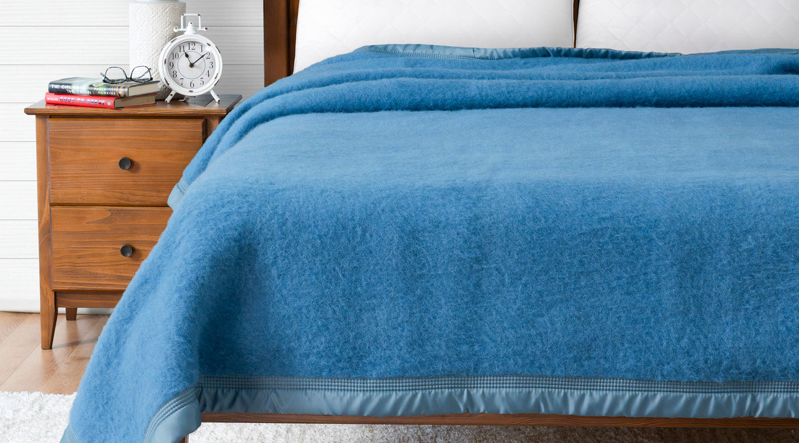 700 GSM Extreme Heavyweight 100% Wool Blanket