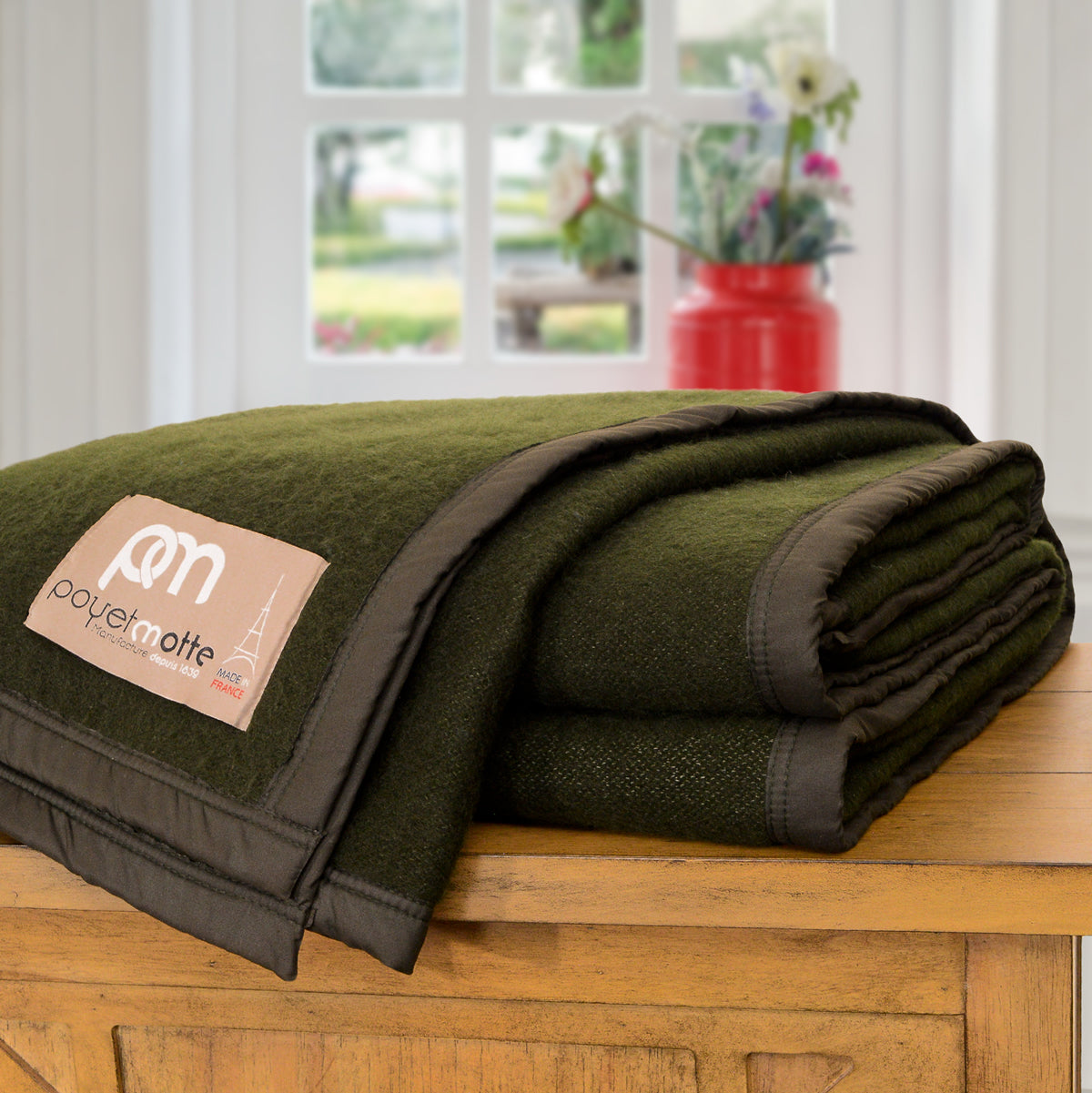 Poyet Motte 100% Polyester Military Blanket, Kaki Olive