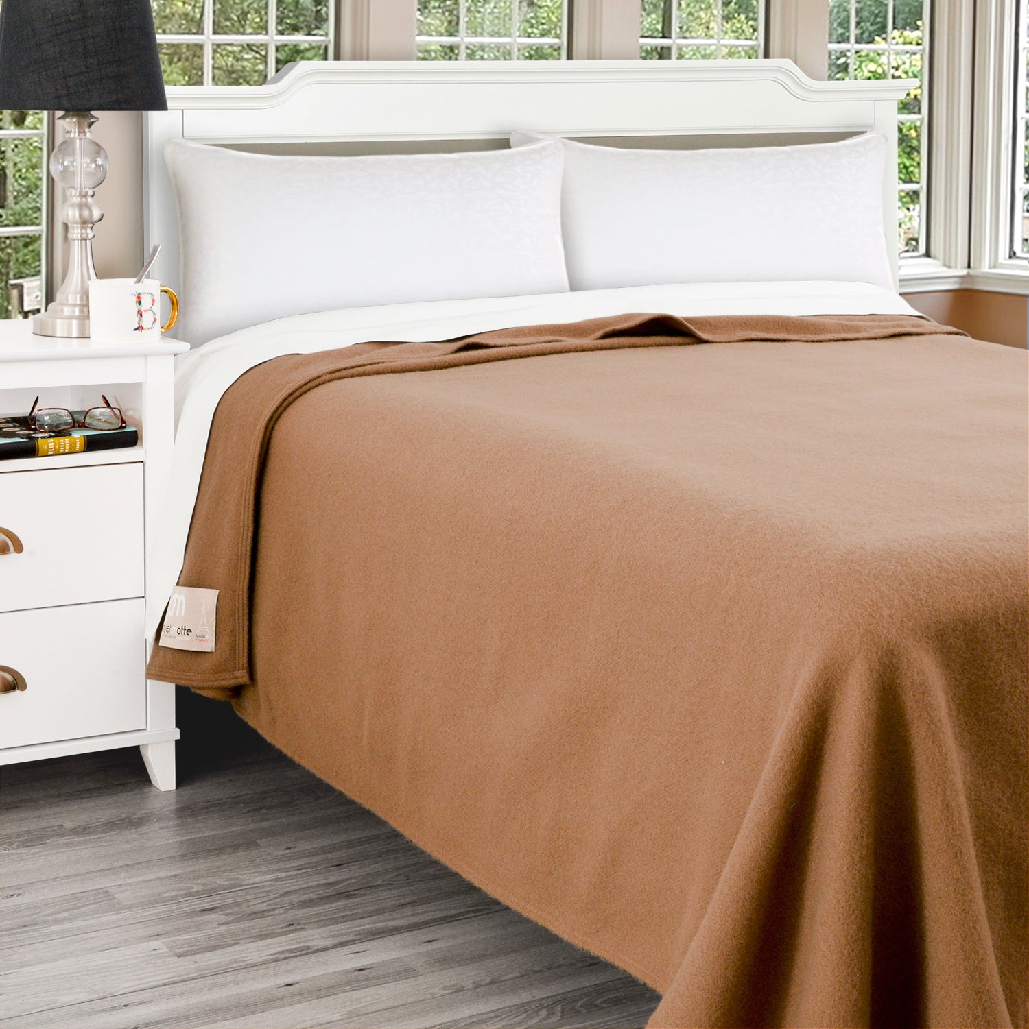 Poyet Motte Antibes 350GSM Lightweight 100-Percent Virgin Wool Blanket, Camel